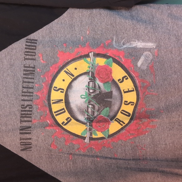 Guns n' Roses Not in This Lifetime tour concert tee size medium - Picture 4 of 5